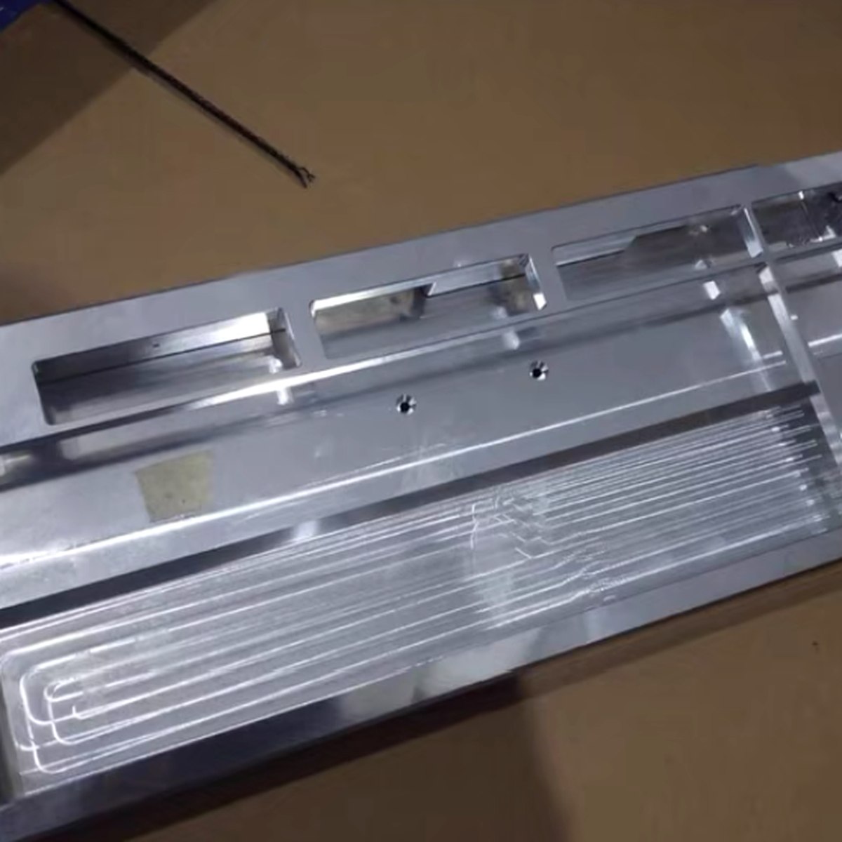 CNC Aluminum Cooling Plate Channel — EKINSUN custom manufacturing case photo