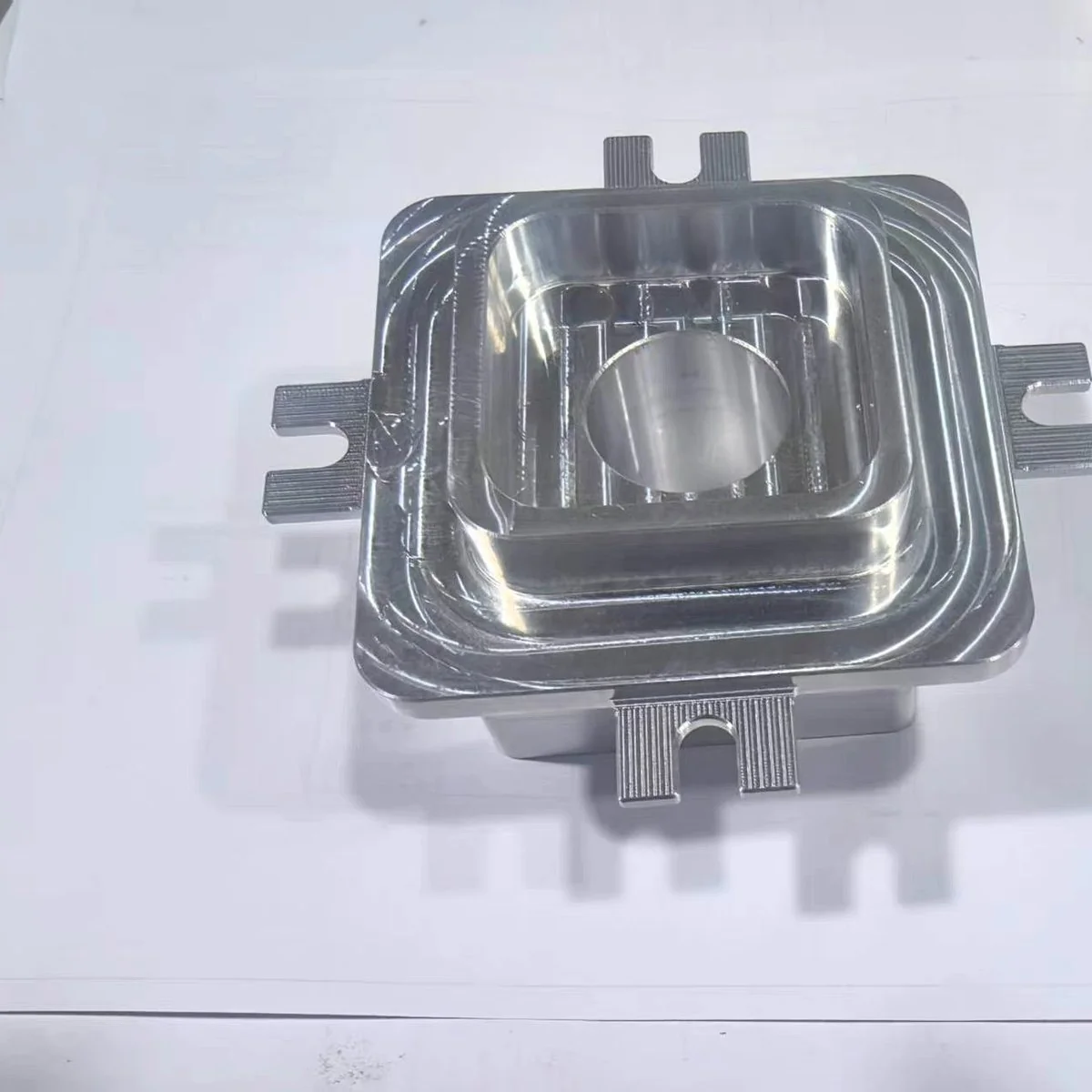 CNC Batch Aluminum Brackets Production — EKINSUN custom manufacturing case photo